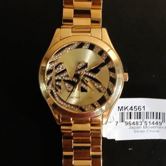 Micheal Kors MK 4561 Classic Gold Tone Womens Watch - Picture 5 of 8